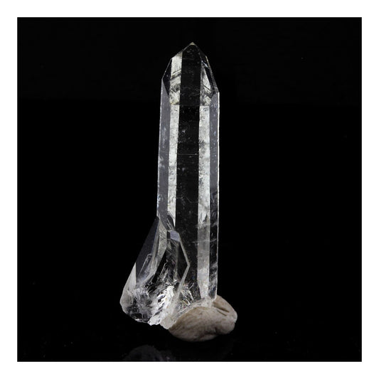 Quartz mineral. 14.41 carats La Gardette Mine, Bourg d'Oisans, Isère, France