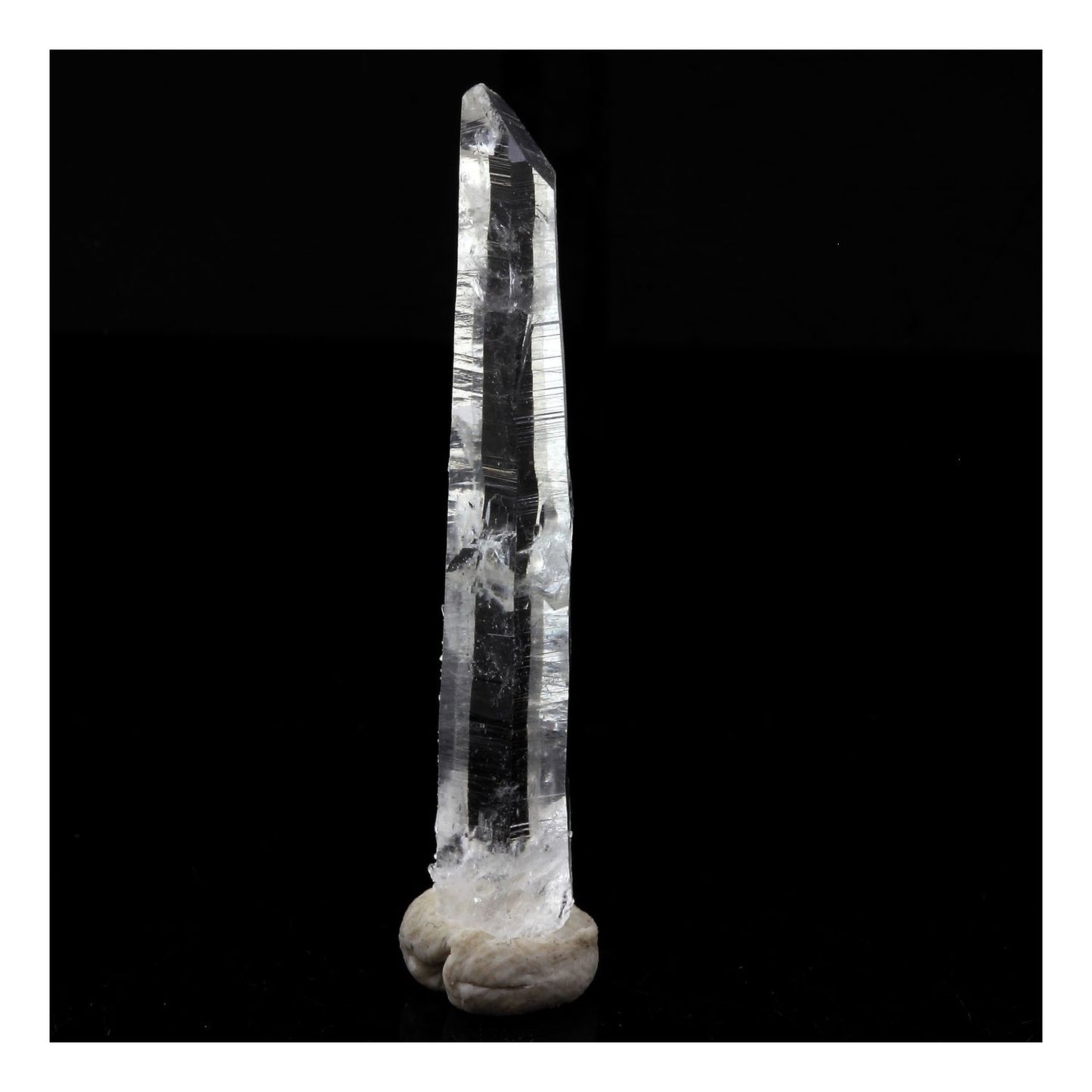 Quartz mineral. 11.11 carats. La Gardette Mine, Bourg d'Oisans, Isère, France