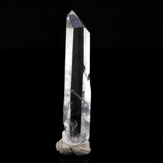 Quartz mineral. 17.16 carats. La Gardette Mine, Bourg d'Oisans, Isère, France