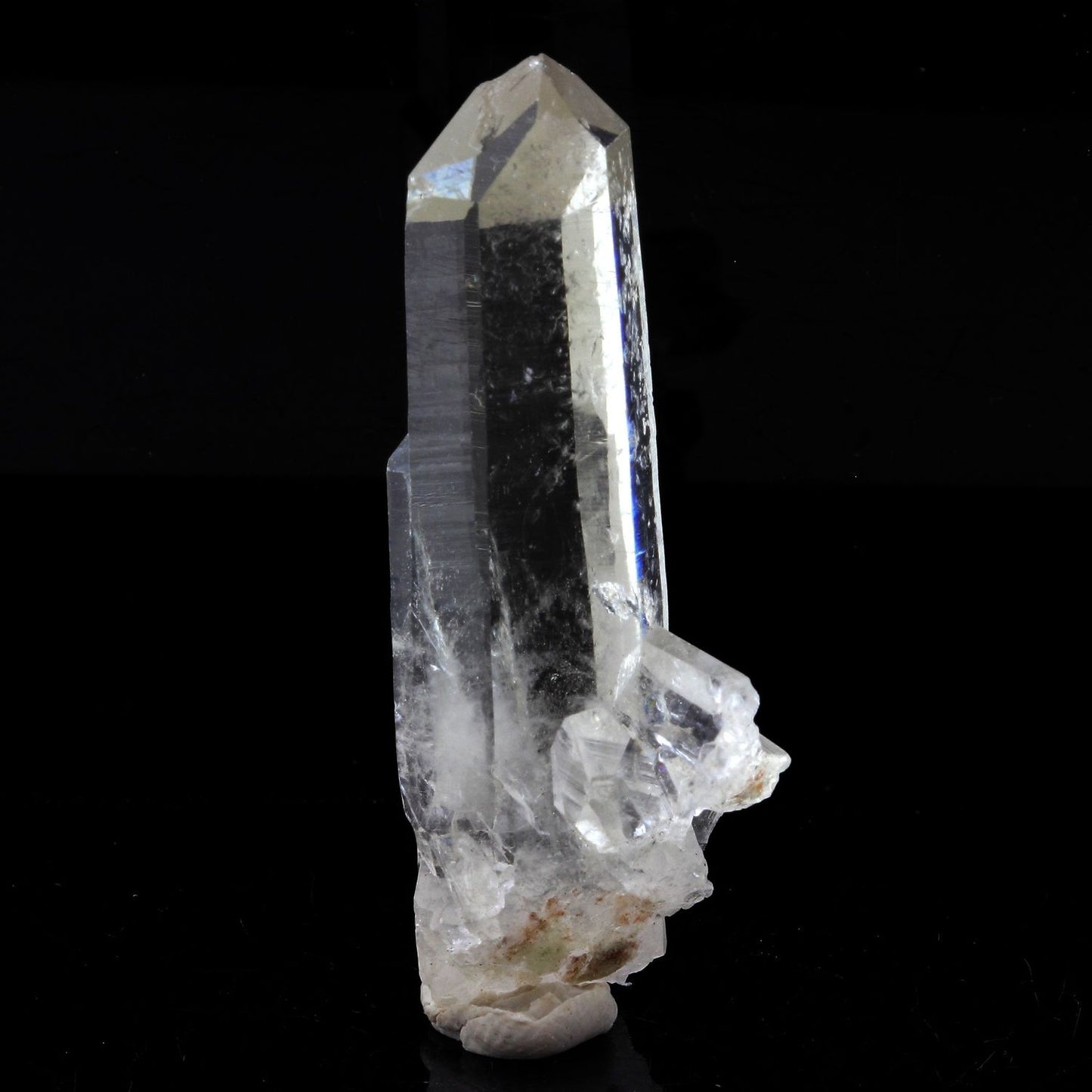 Quartz mineral. 68.04 carats. La Gardette Mine, Bourg d'Oisans, Isère, France