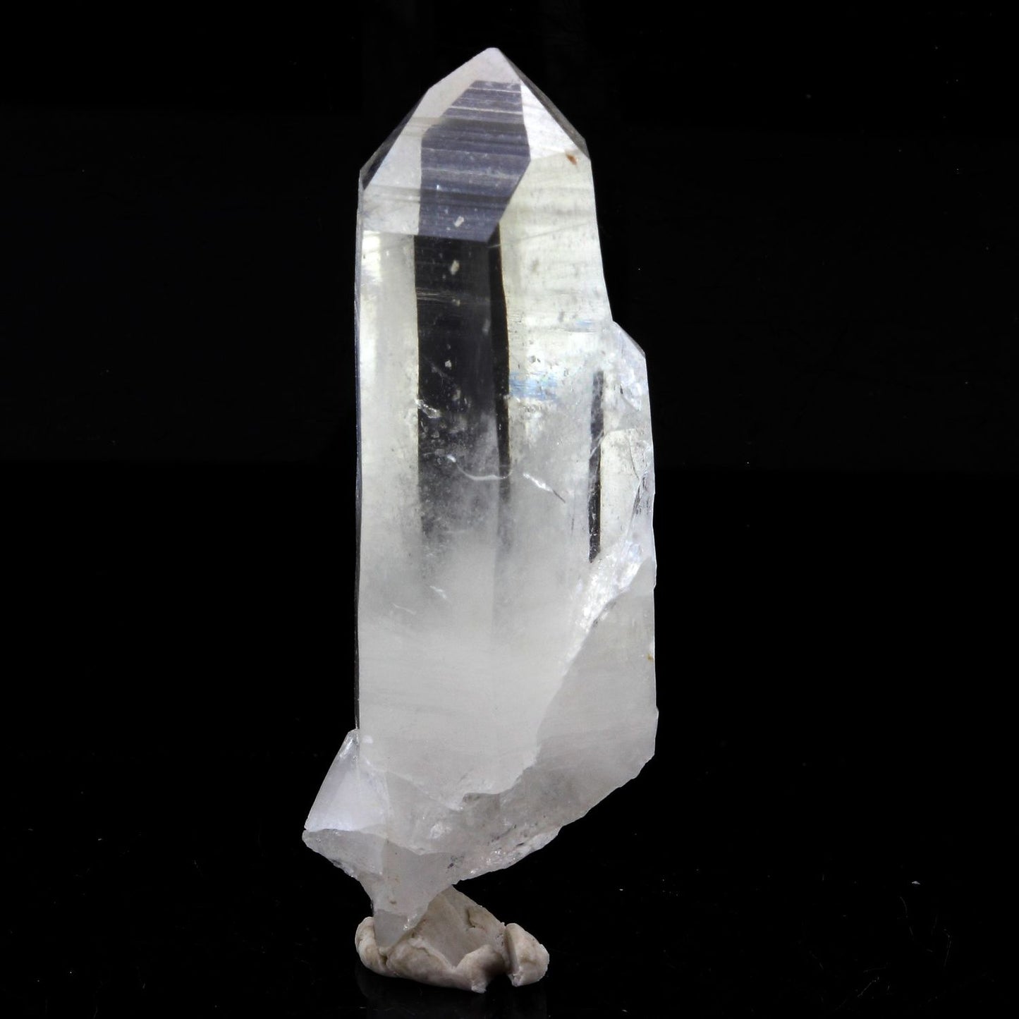 Quartz mineral. 73.03 carats. La Gardette Mine, Bourg d'Oisans, Isère, France