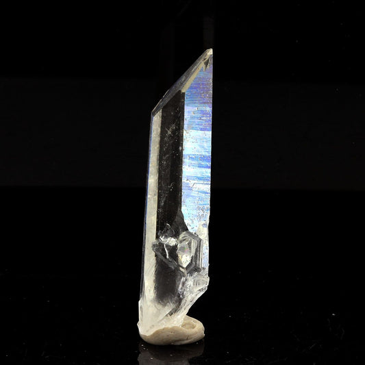 Quartz mineral. 34.43 carats. La Gardette Mine, Bourg d'Oisans, Isère, France