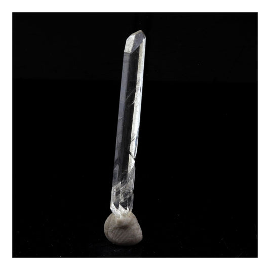 Quartz mineral. 5.12 carats. La Gardette Mine, Bourg d'Oisans, Isère, France