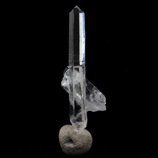 Quartz mineral. 5.34 carats. La Gardette Mine, Bourg d'Oisans, Isère, France