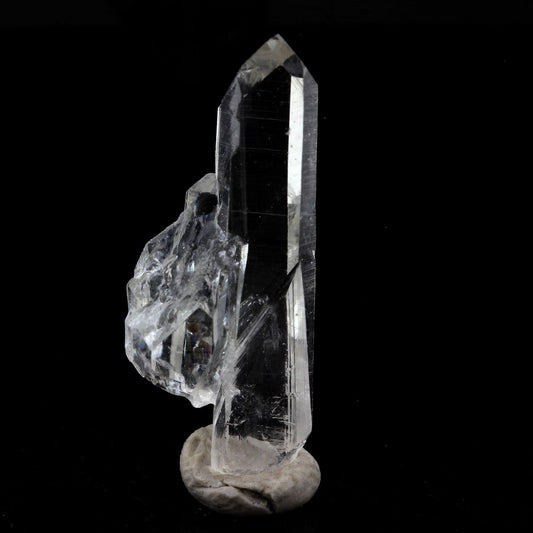 Quartz mineral. 15.64 carats. La Gardette Mine, Bourg d'Oisans, Isère, France