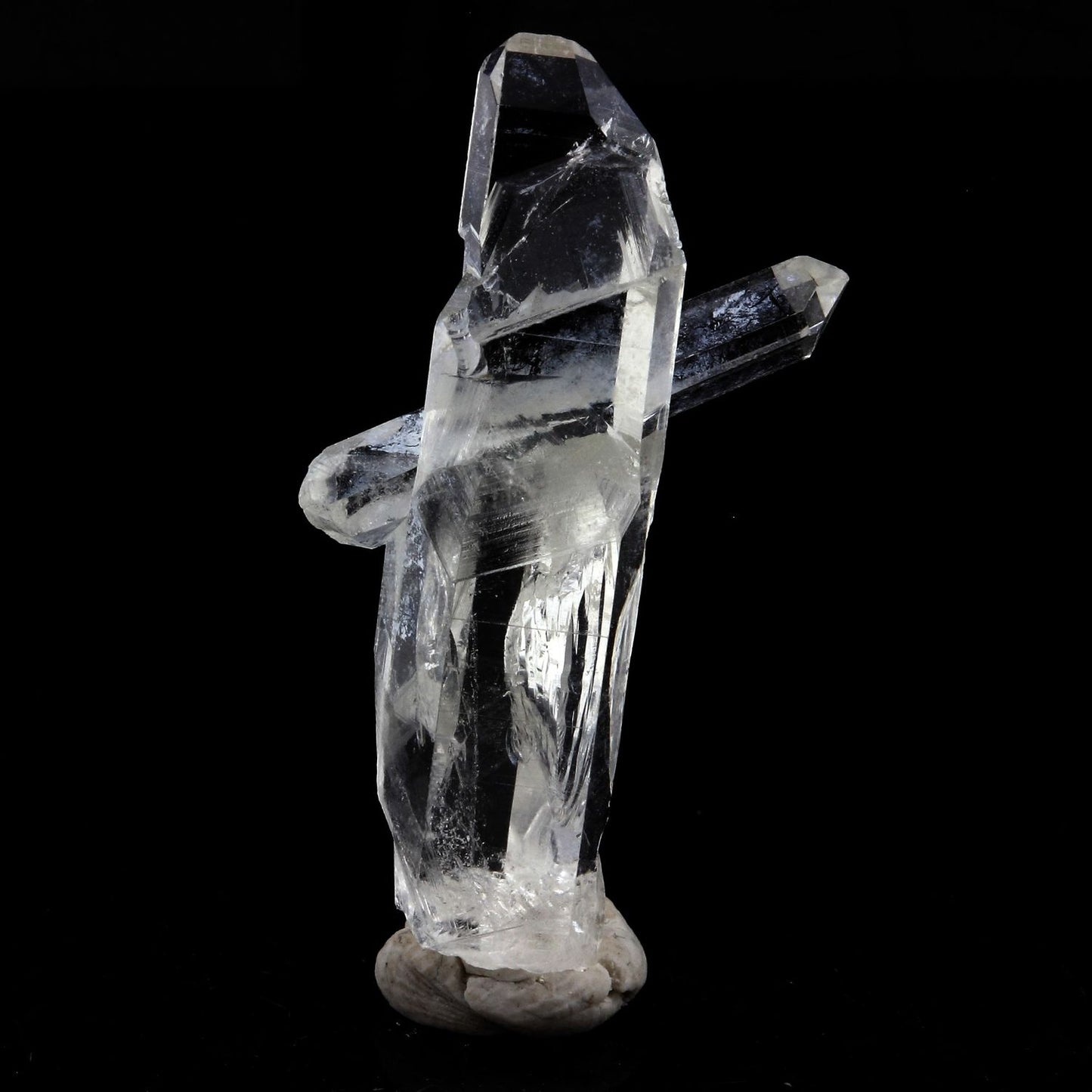 Quartz mineral. 17.43 carats. La Gardette Mine, Bourg d'Oisans, Isère, France
