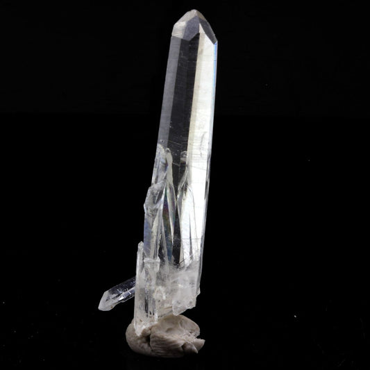 Quartz mineral. 17.08 carats. La Gardette Mine, Bourg d'Oisans, Isère, France