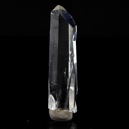 Quartz mineral. 21.99 carats. La Gardette Mine, Bourg d'Oisans, Isère, France