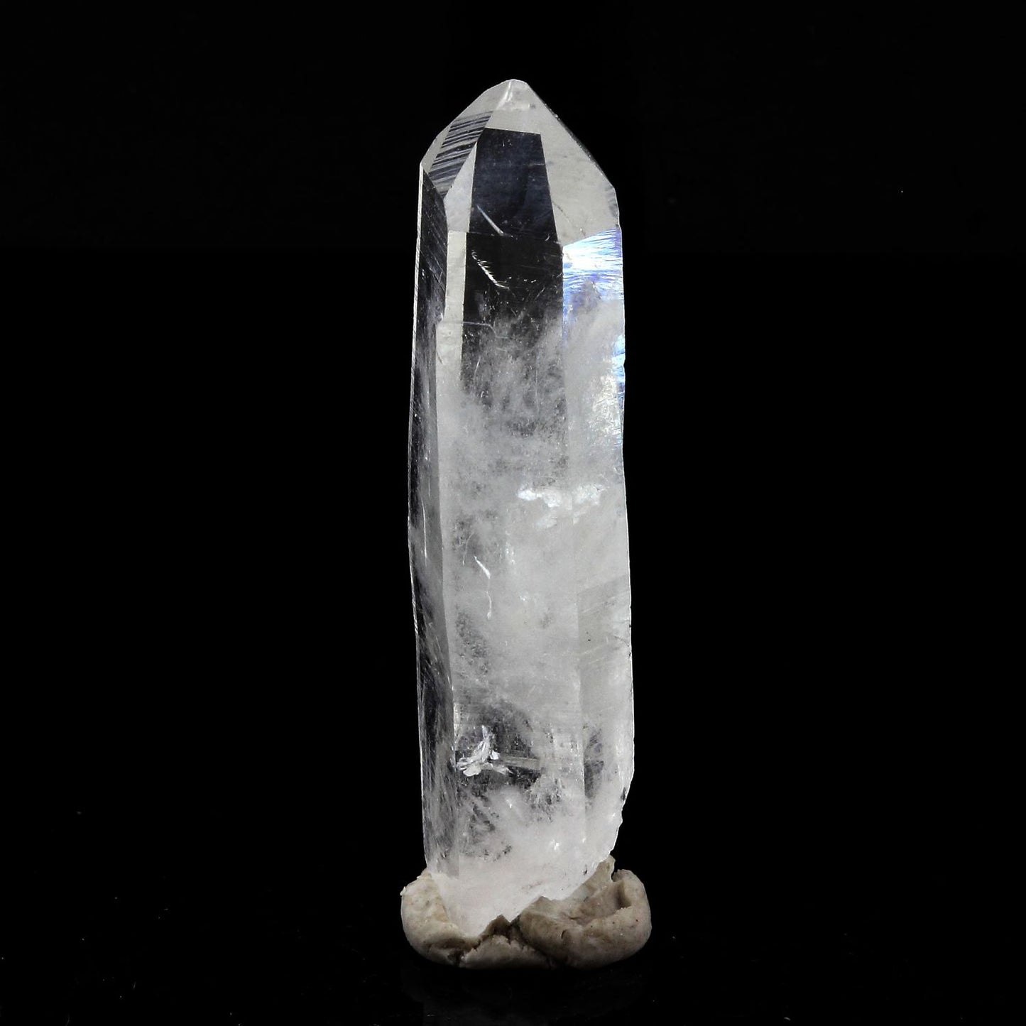 Quartz mineral. 21.70 carats. La Gardette Mine, Bourg d'Oisans, Isère, France