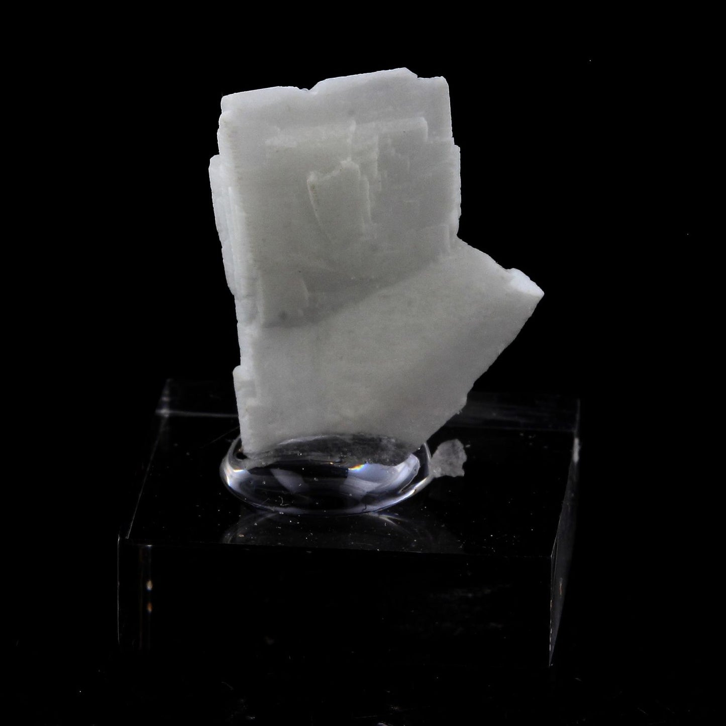 Baryte mineral 23.61 carats. En provenance du Massif des Grandes Rousses, Isère, France