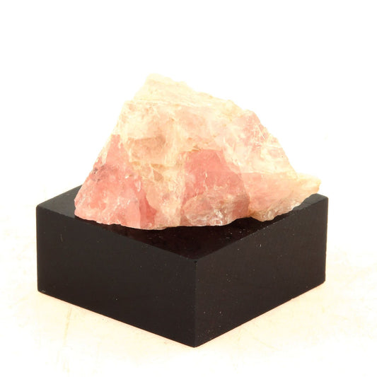 Fluorite mineral. 26.09 carats. Massif du Mont-Blanc, (Aiguille Verte), Chamonix, Haute-Savoie, Auvergne-Rhône-Alpes, France