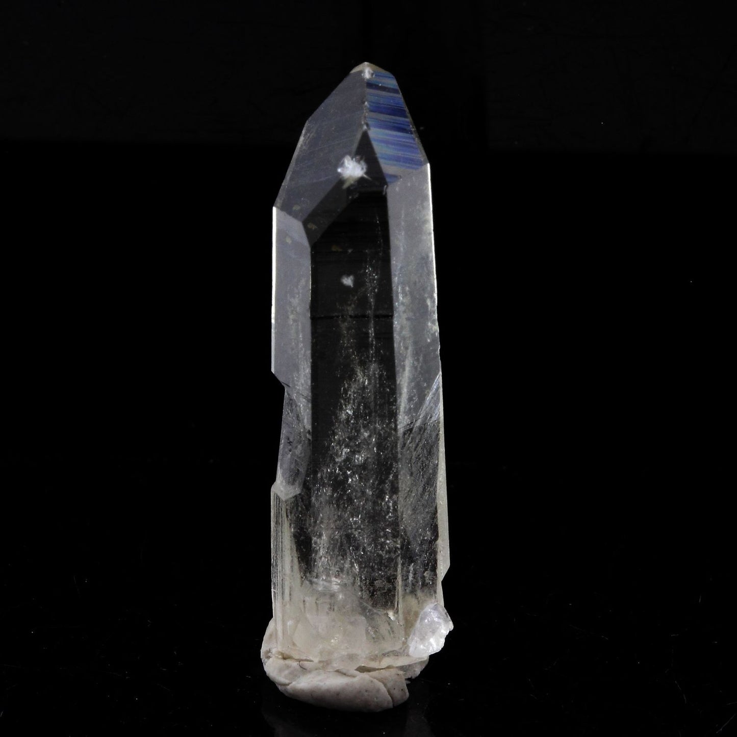 Quartz mineral. 19.97 carats. La Gardette Mine, Bourg d'Oisans, Isère, France