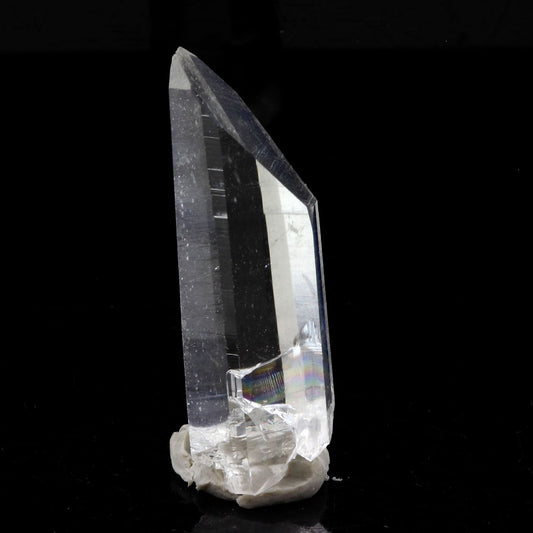 Quartz mineral. 18.69 carats. La Gardette Mine, Bourg d'Oisans, Isère, France