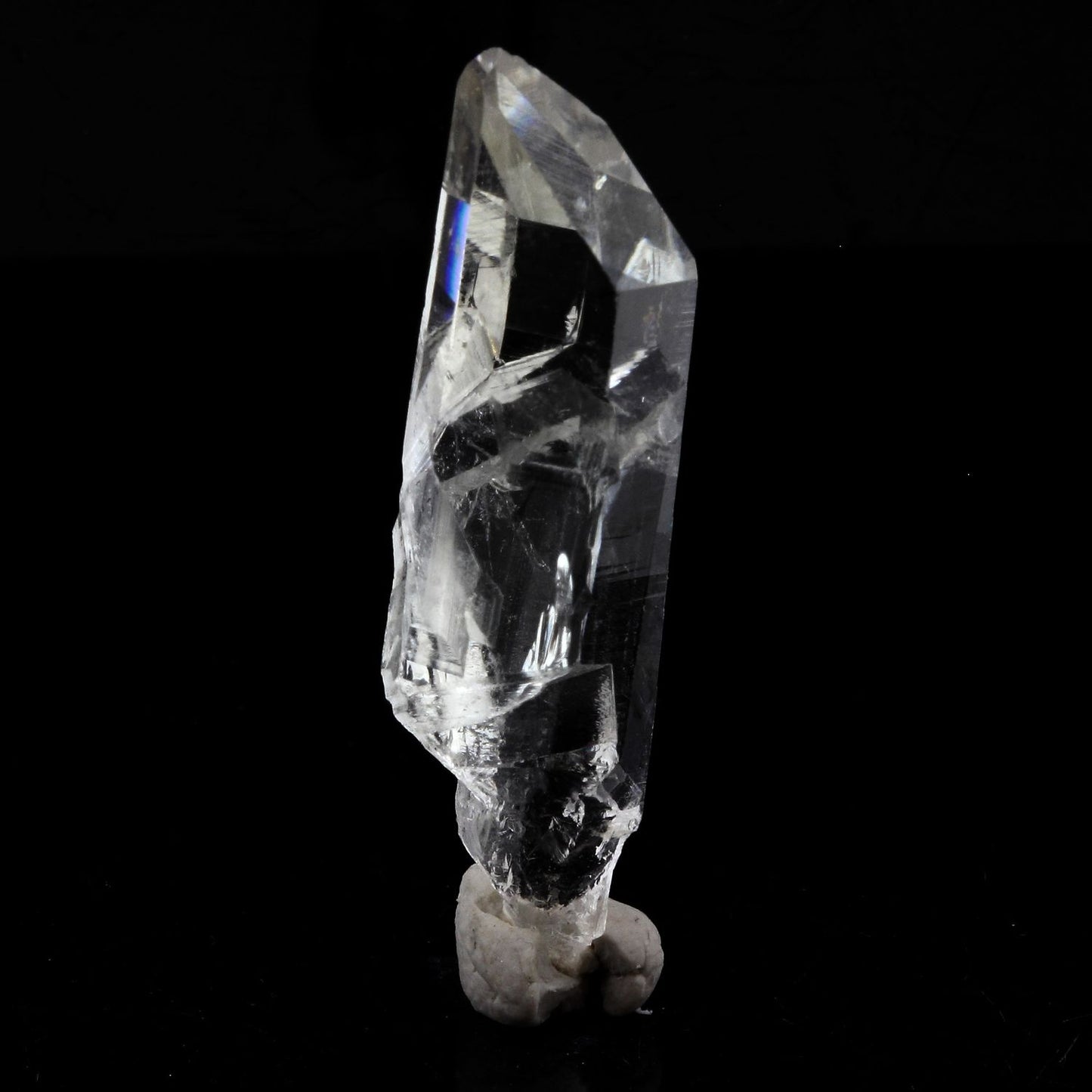 Quartz mineral. 21.07 carats. La Gardette Mine, Bourg d'Oisans, Isère, France