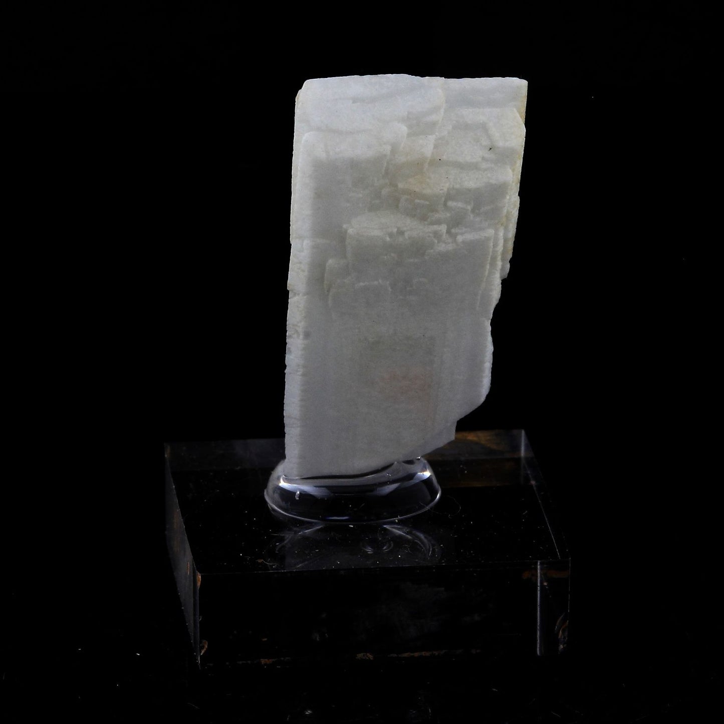 Baryte mineral 26.46 carats. En provenance du Massif des Grandes Rousses, Isère, France