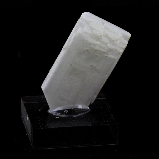 Baryte mineral 22.97 carats. En provenance du Massif des Grandes Rousses, Isère, France