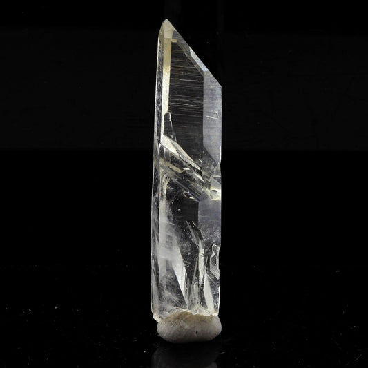 Quartz mineral. 23.43 carats. La Gardette Mine, Bourg d'Oisans, Isère, France
