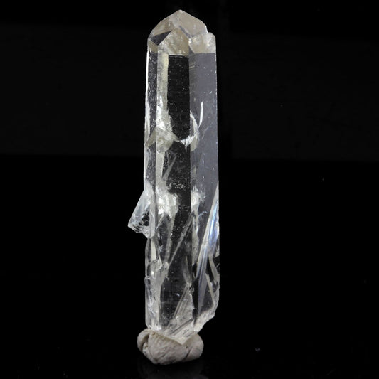 Quartz mineral. 35.81 carats. La Gardette Mine, Bourg d'Oisans, Isère, France