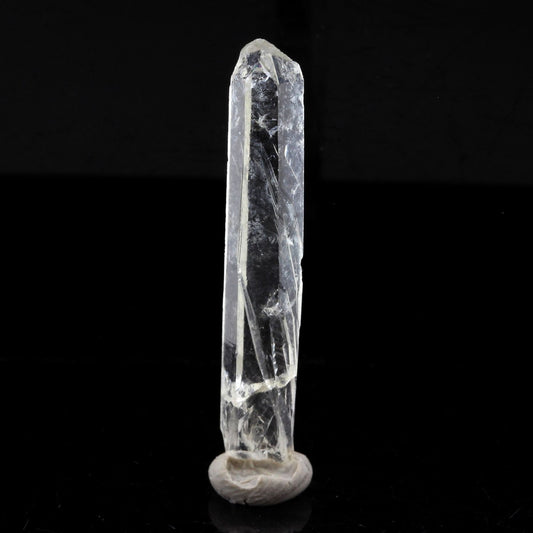 Quartz mineral. 13.01 carats. La Gardette Mine, Bourg d'Oisans, Isère, France