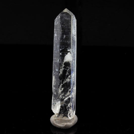 Quartz mineral. 18.50 carats. La Gardette Mine, Bourg d'Oisans, Isère, France