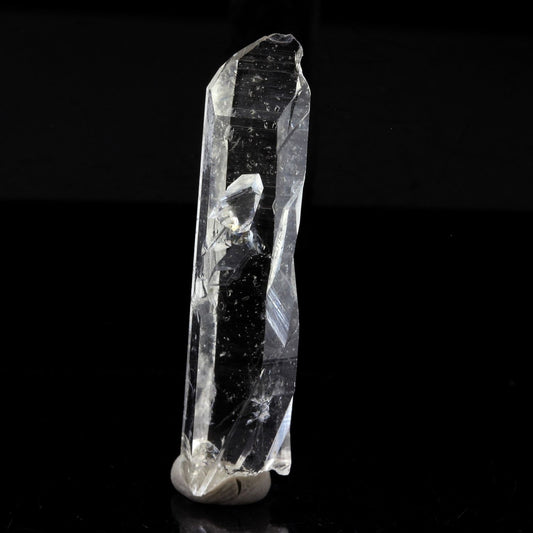 Quartz mineral. 27.90 carats. La Gardette Mine, Bourg d'Oisans, Isère, France