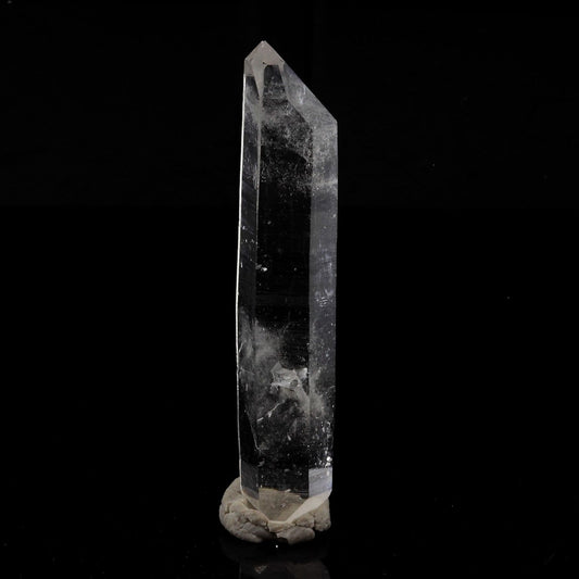 Quartz mineral biterminé. 18.04 carats. La Gardette Mine, Bourg d'Oisans, Isère, France