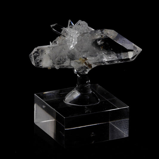 Quartz mineral biterminé. 47.82 carats. La Gardette Mine, Bourg d'Oisans, Isère, France