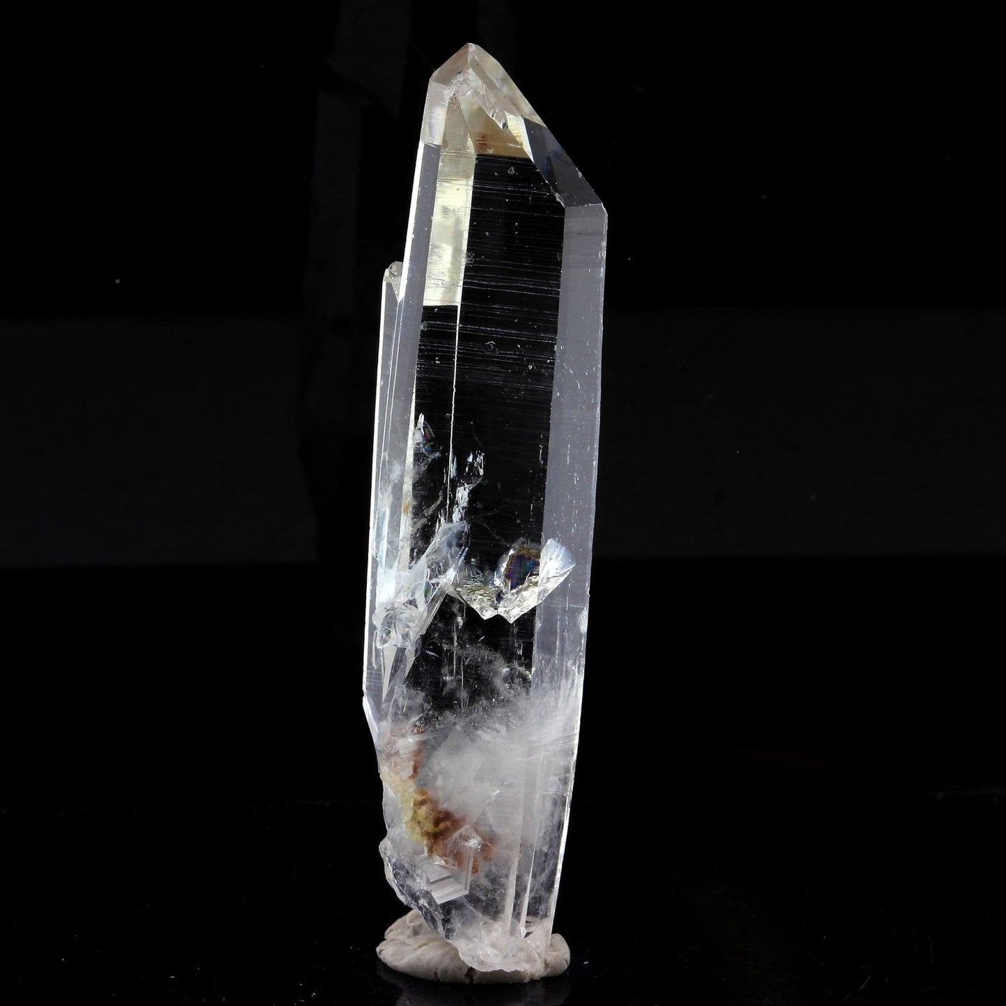 Quartz mineral. 65.06 carats. La Gardette Mine, Bourg d'Oisans, Isère, France