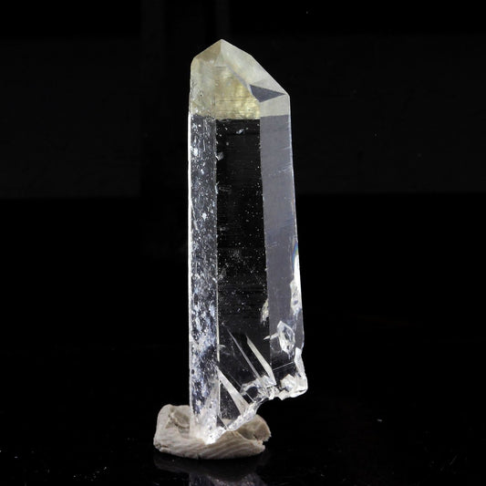 Quartz mineral. 35.37 carats. La Gardette Mine, Bourg d'Oisans, Isère, France