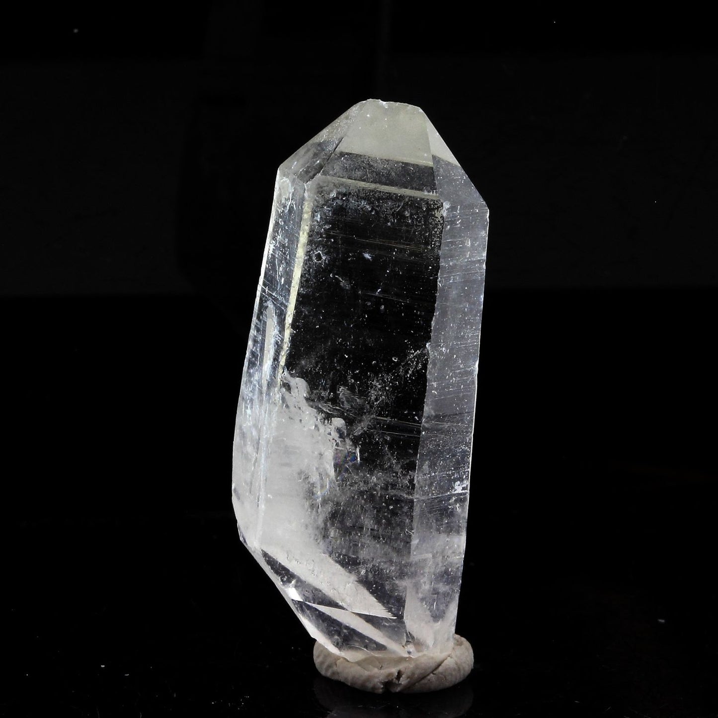 Quartz mineral. 47.95 carats. La Gardette Mine, Bourg d'Oisans, Isère, France