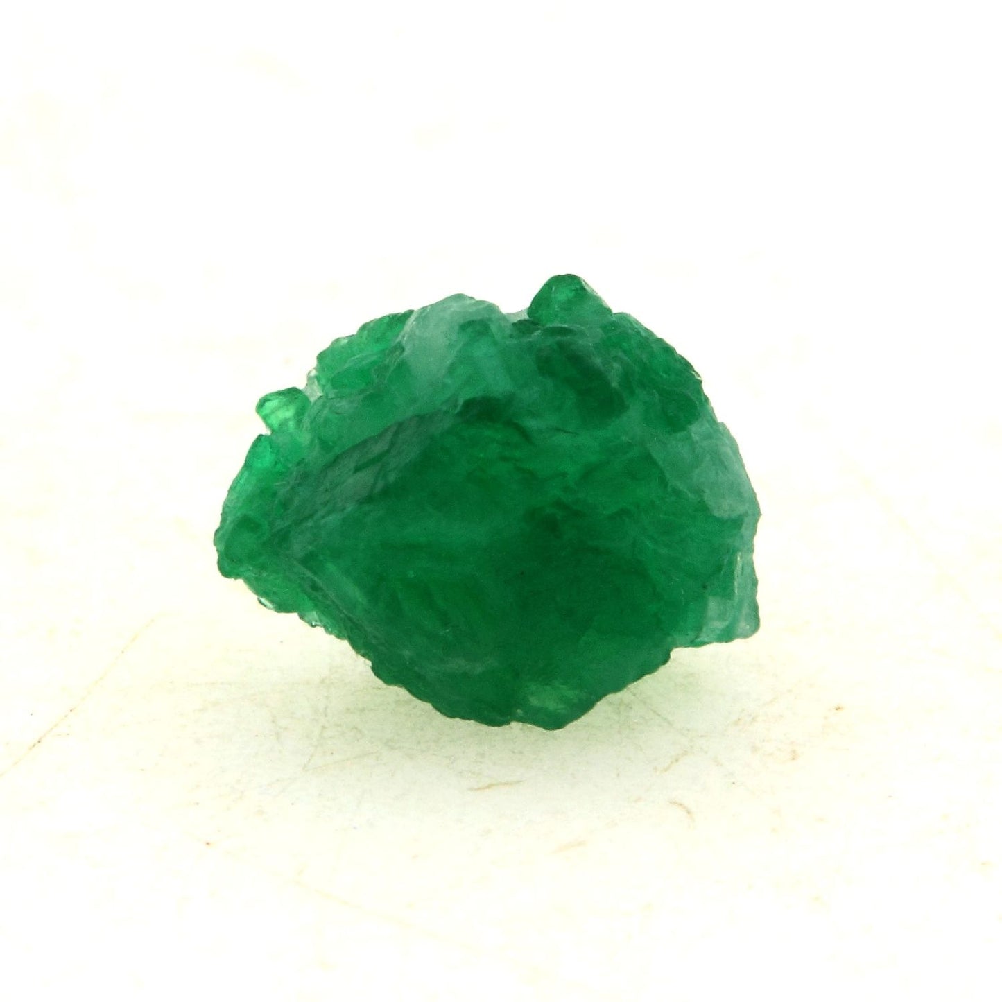 Emeraude. 1.81 cts. En provenance de Mingora emerald deposit, Swat District, Khyber Pakhtunkhwa Province, Pakistan