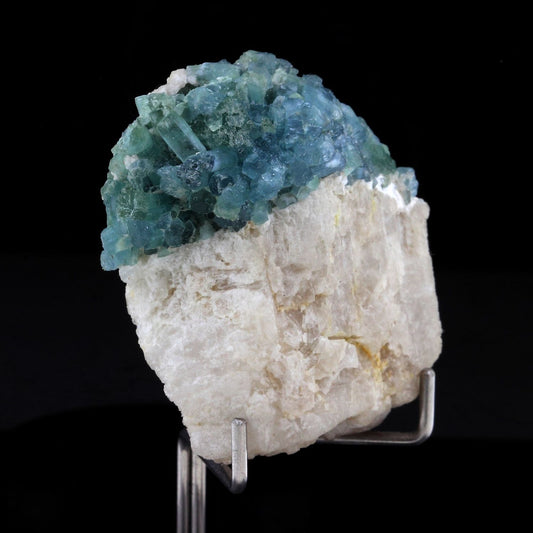 Tourmaline Indicolite. 200.5 carats. En provenance de Dara-e-Pech pegmatite field, Dara-e-Pech District, Kunar, Afghanistan