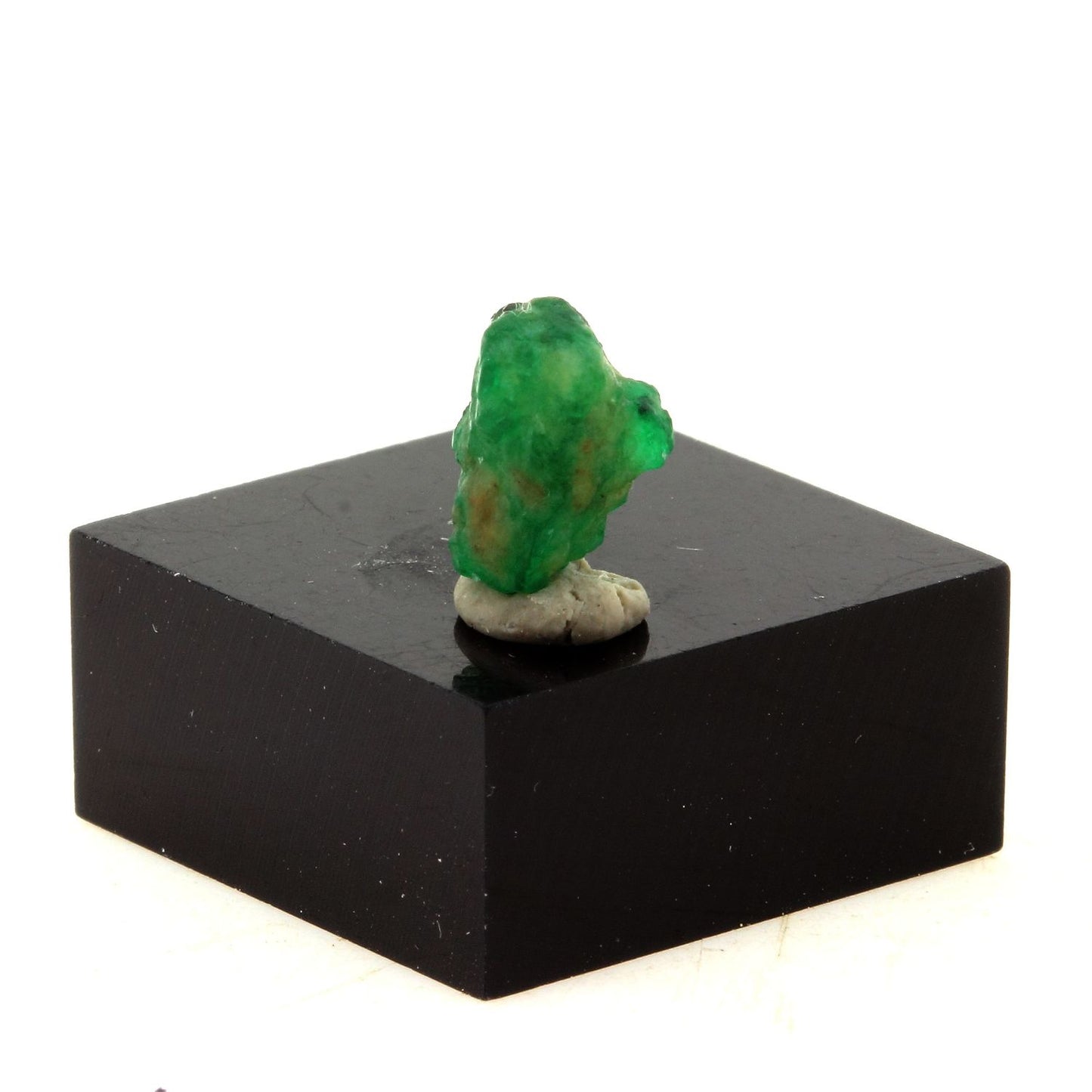 Emeraude. 2.05 cts. En provenance de Mingora emerald deposit, Swat District, Khyber Pakhtunkhwa Province, Pakistan