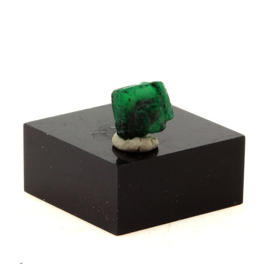 Emeraude. 2.25 cts. En provenance de Mingora emerald deposit, Swat District, Khyber Pakhtunkhwa Province, Pakistan