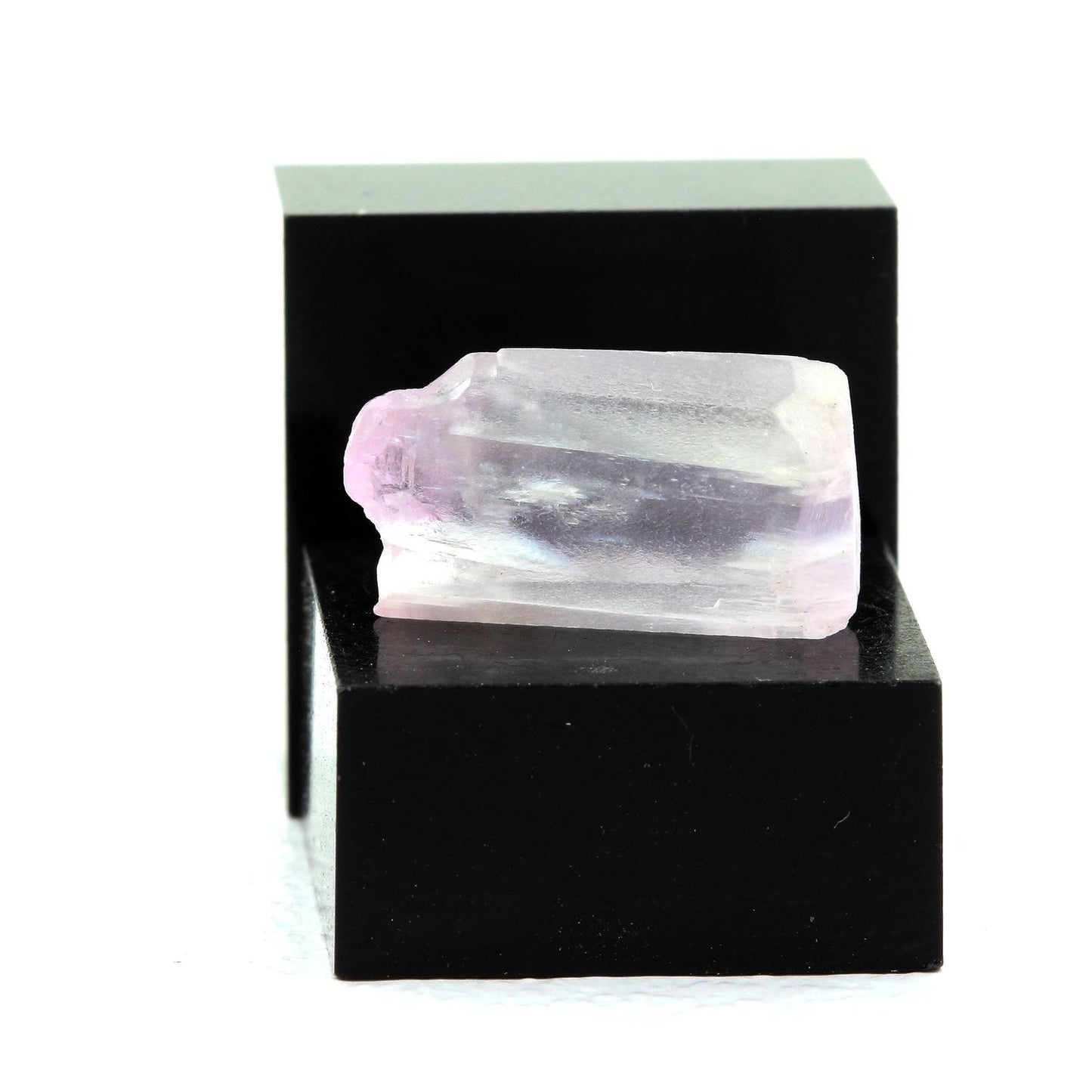 Kunzite en provenance de Konar Province, Afghanistan