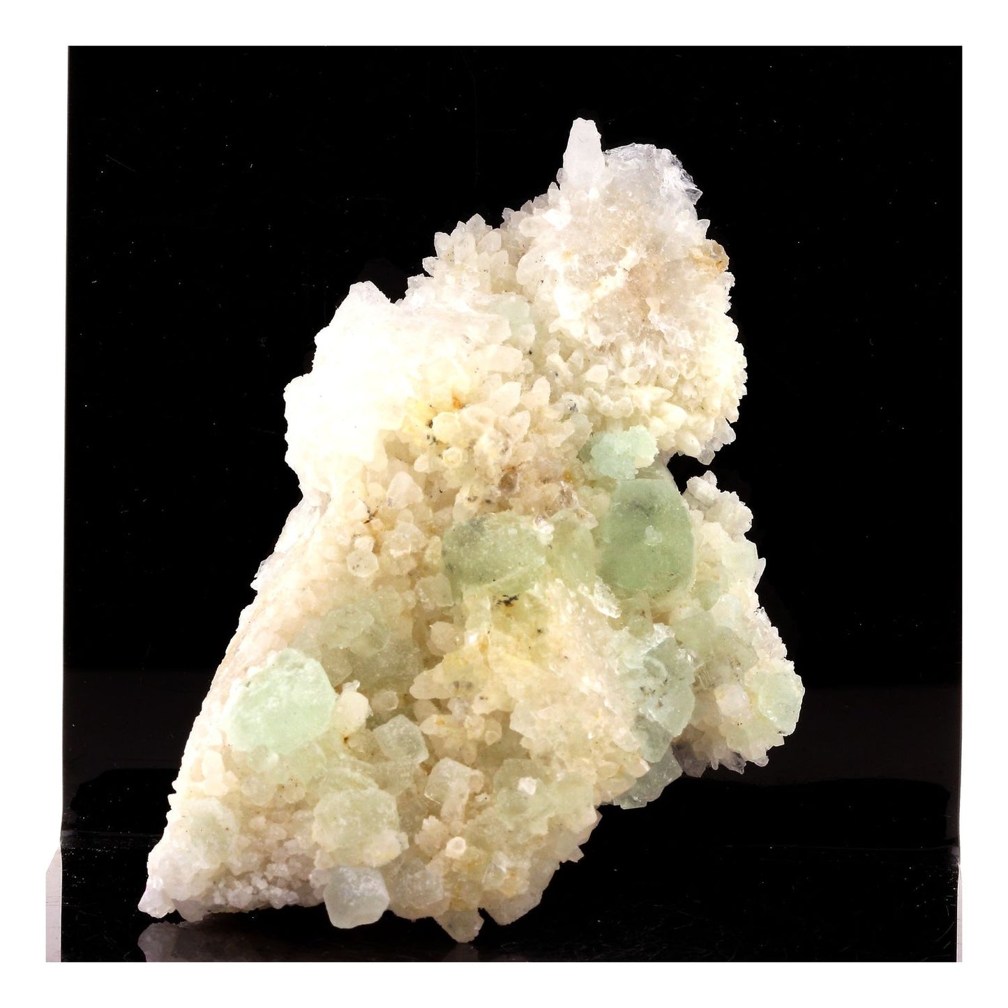Fluorite. 723.5 carats. Hardy Mine, Black Mountains, Arizona, USA