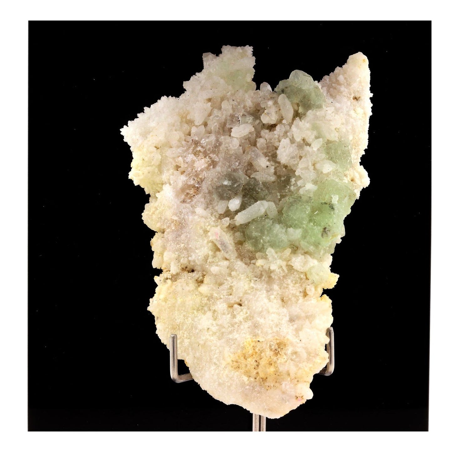 Fluorite. 444.5 carats. Hardy Mine, Black Mountains, Arizona, USA