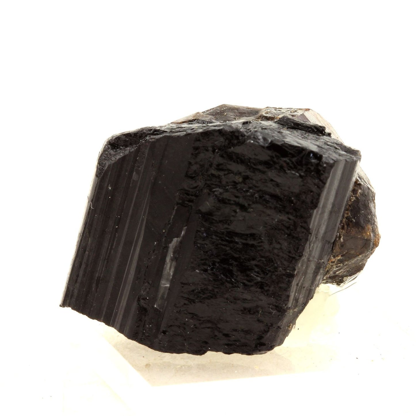 Grenat + Tourmaline. 165.5 carats. Sahanivotry Manandona, Madagascar