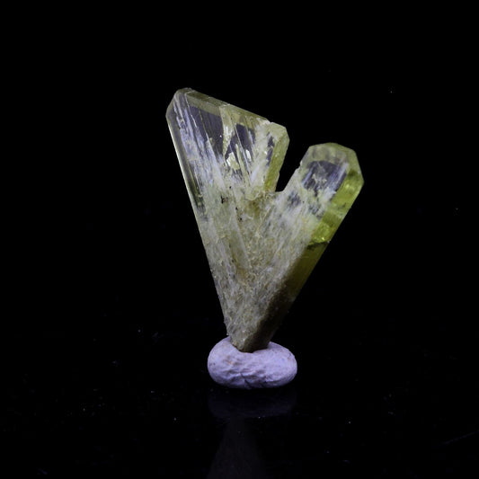 Chrysoberyl. 3.52 carats. Lac Alaotra, Ambatondrazaka, Madagascar