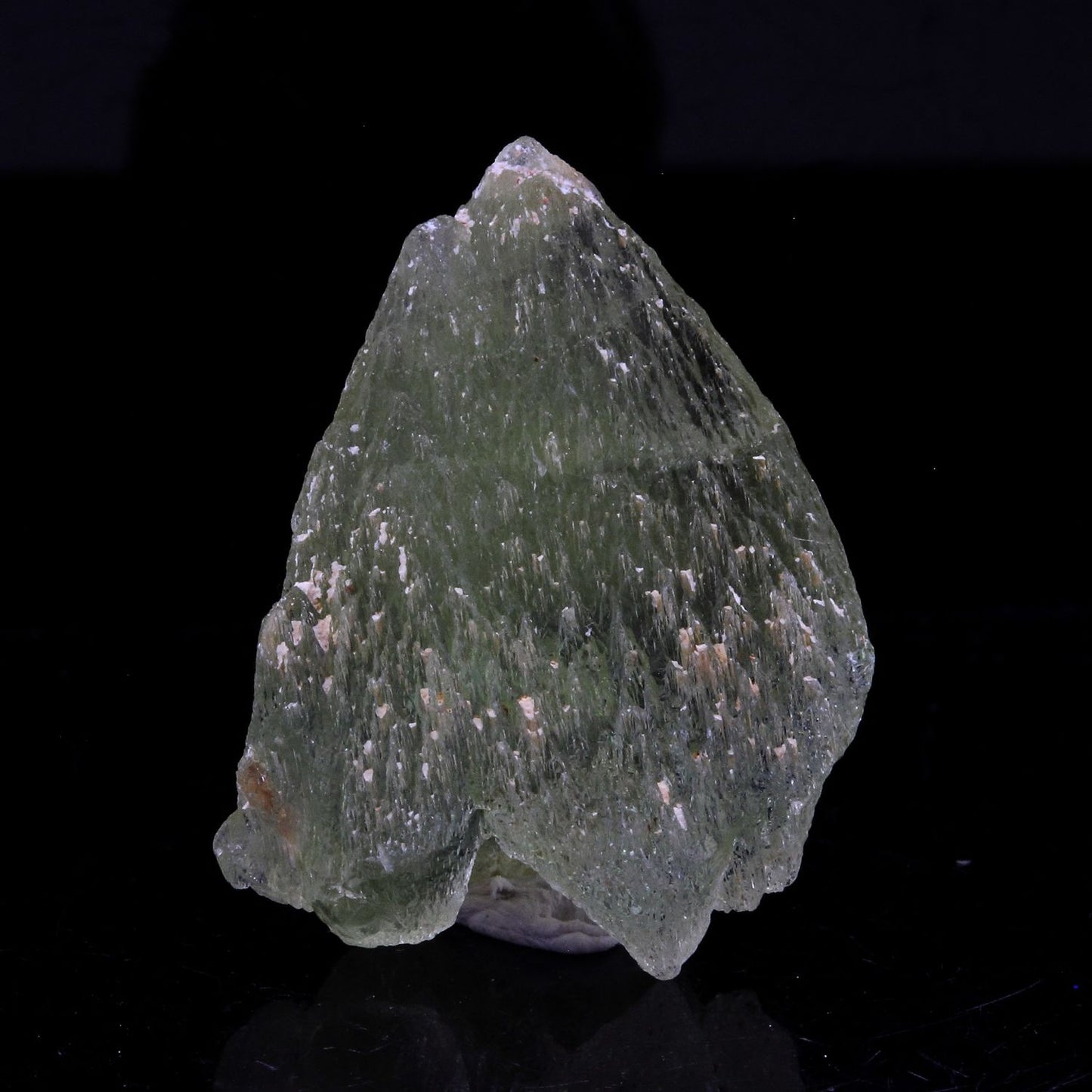 Beryl (etched). 25.78 carats. Sahatany Valley, Ibity, Madagascar