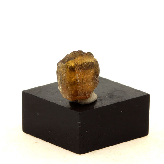 Enstatite. 5.62 carats. Kilosa District, Morogoro Region, Tanzanie