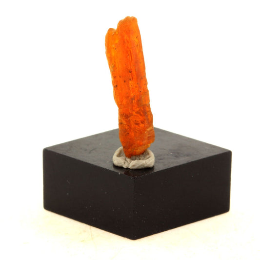 Cyanite orange. 4.48 carats. Sangulungulu Hill, Loliondo, Tanzanie