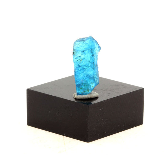 Apatite bleu neon. 2.30 carats. Betroka, Anosy, Madagascar