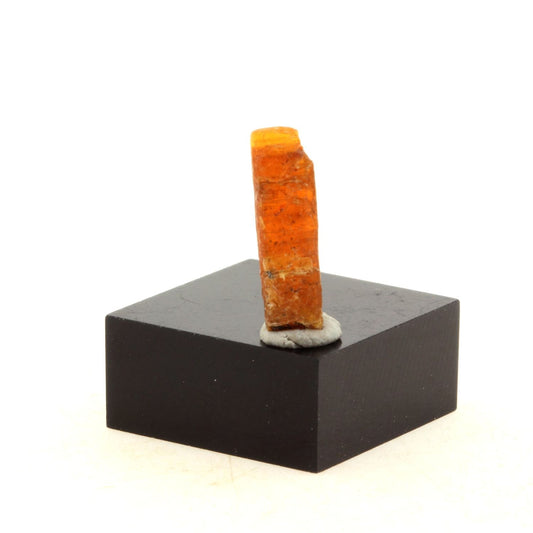 Cyanite orange. 3.64 carats. Sangulungulu Hill, Loliondo, Tanzanie