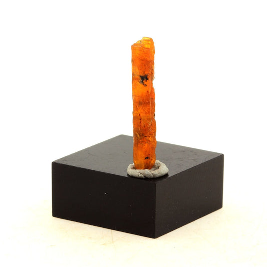 Cyanite orange. 2.61 carats. Sangulungulu Hill, Loliondo, Tanzanie