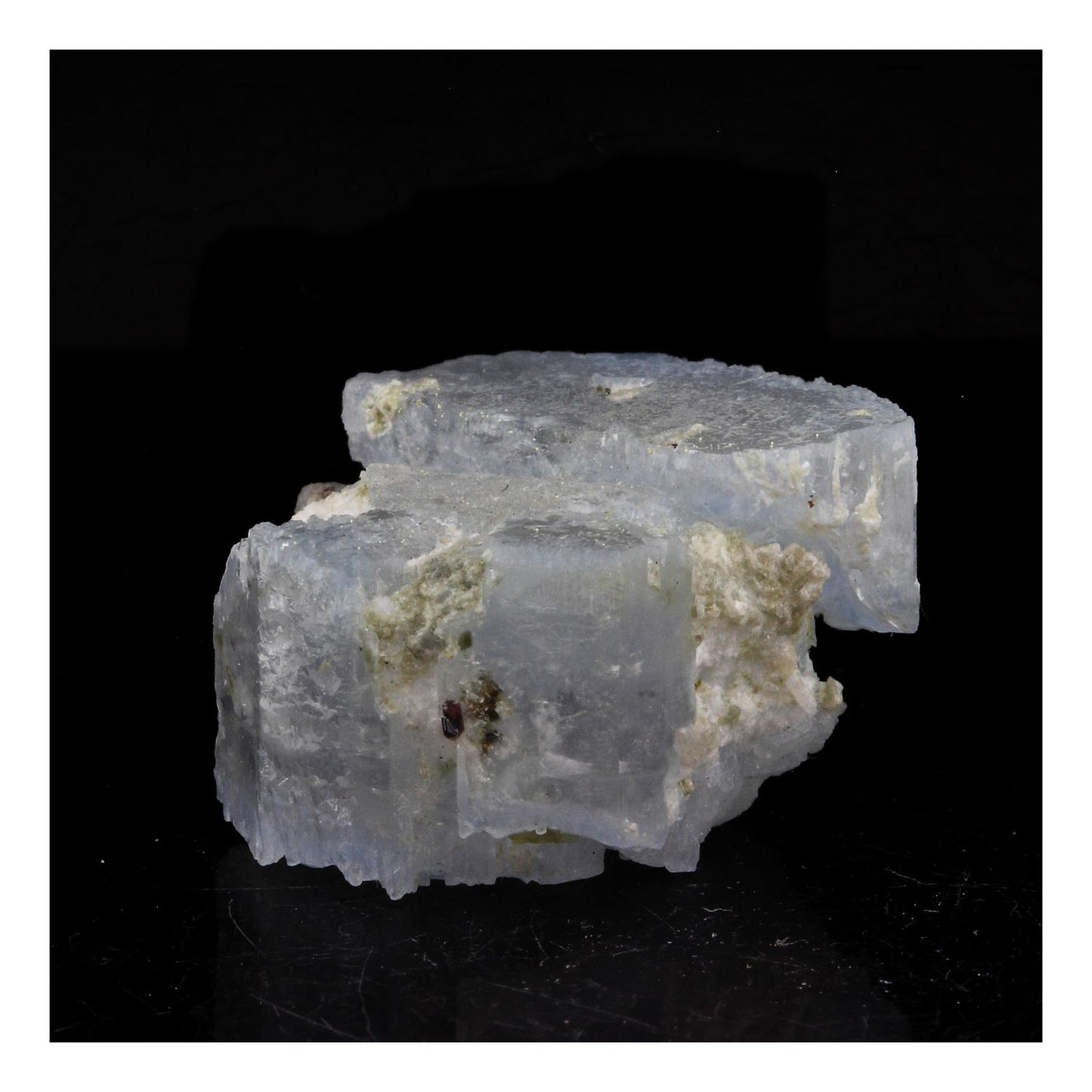 Alkali-beryl. 57.0 carats. En provenance de Deo Darrah, Kuran Wa Munjan District, Badakhshan, Afghanistan