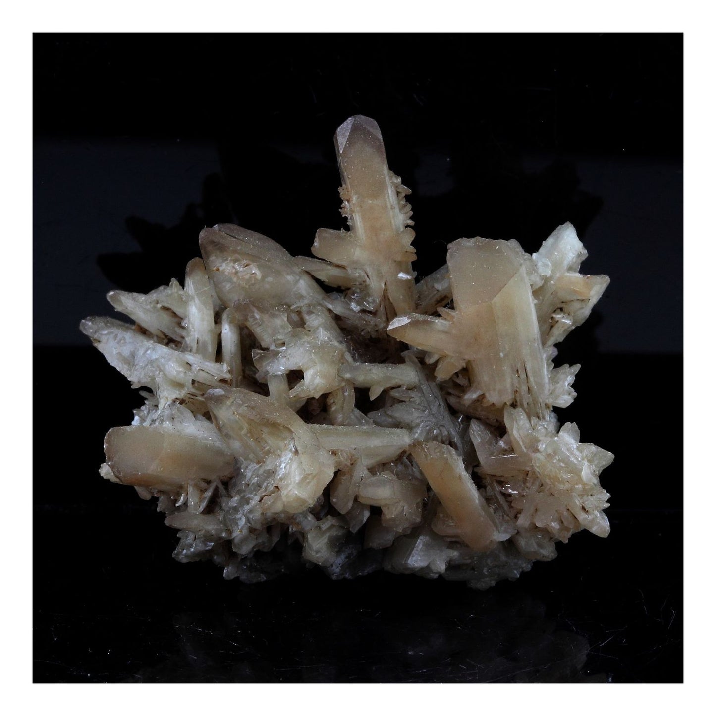 Cerussite. 222.0 carats. Mindouli, Pool Department, Congo