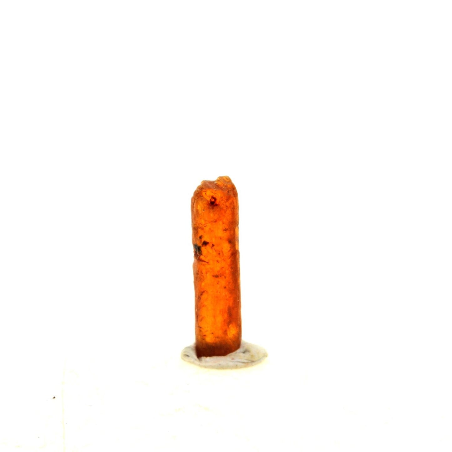 Cyanite orange. 2.06 carats. Sangulungulu Hill, Loliondo, Tanzanie