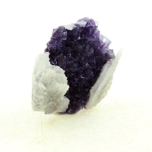 Fluorite + Baryte. 55.25 carats. Saint-Péray, Ardèche, France