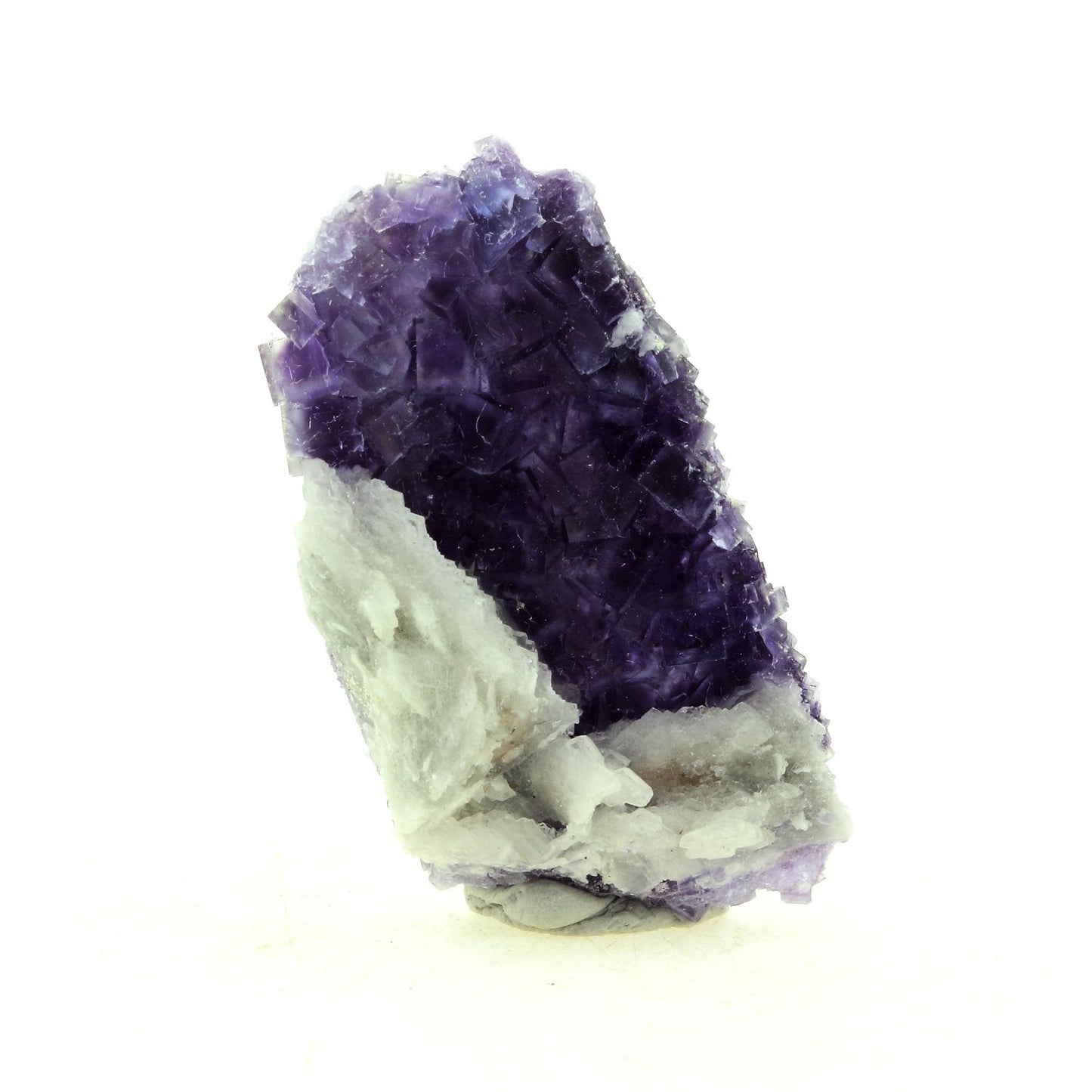 Fluorite + Baryte. 56.40 carats. Saint-Péray, Ardèche, France